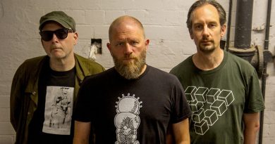 Premiere: Dead Sea Apes ‘Psychic Tension’ – Title Track From New Album Arriving 18th September